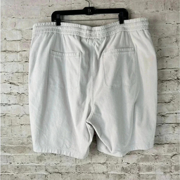 Athleta Women's Faralllon Bermuda Shorts Sz 26 563681 Birch Grey Cotton Spandex - Picture 11 of 12